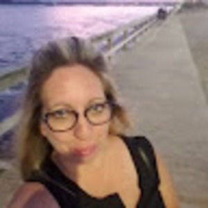 Meet your Posher, Katina